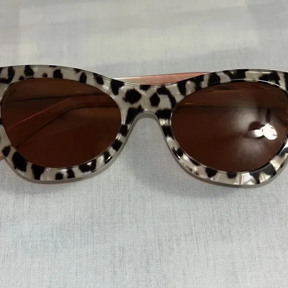 Lele Sadoughi Downtown Acetate Cat-Eye Sunglasses NWT $175
